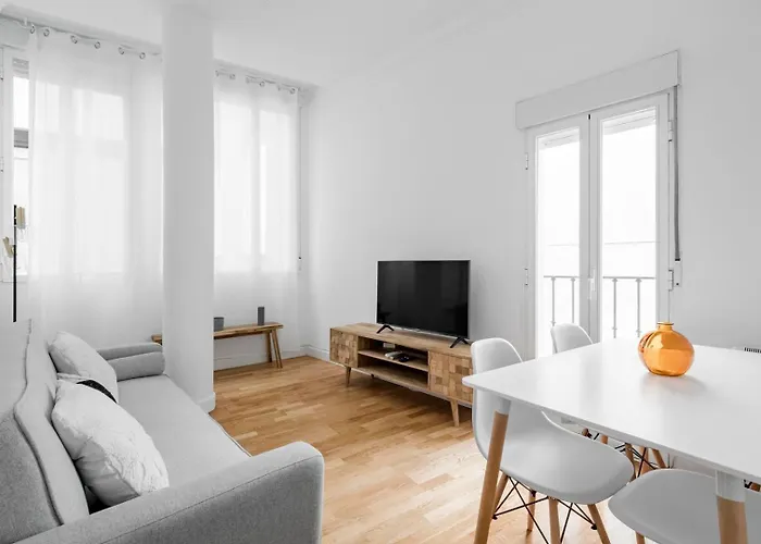 GuestReady - Spanish Pulse near Plaza Mayor